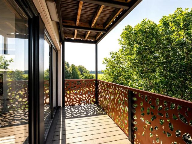 Flat for sale in Daws Hill, Cressex