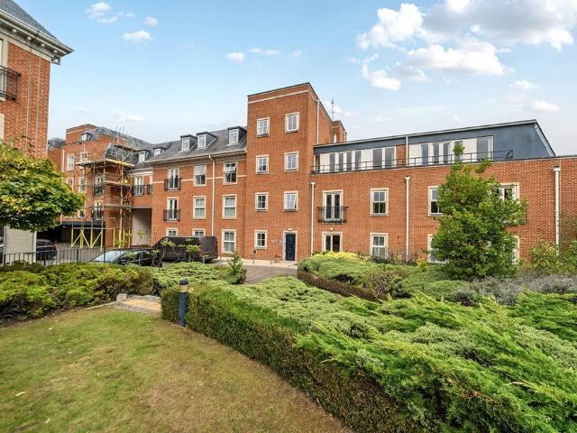 Flat for sale in Clementhorpe, York