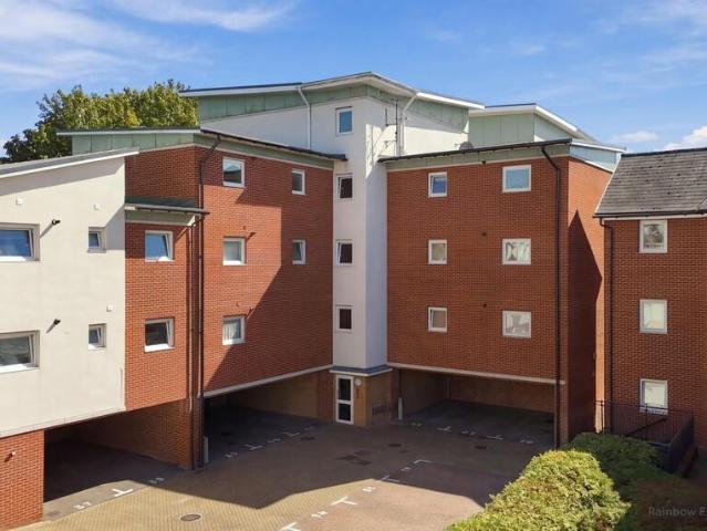 Flat for sale in Burnt Mill, Harlow