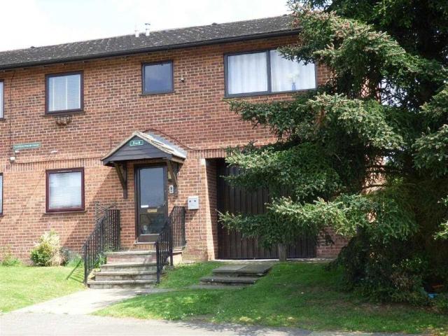 Flat for sale in Ongar, Epping