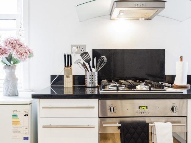 Flat for sale in Saint Pancras, Cat Hill