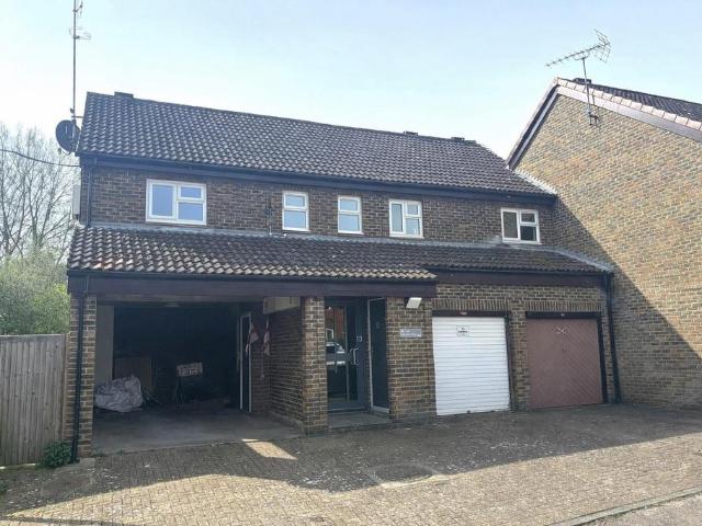 Flat for sale in Poplars, Shephall