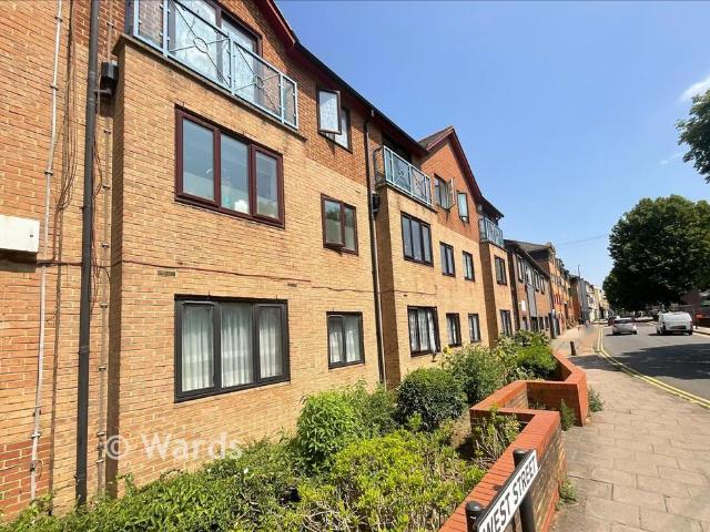 Flat for sale in Milton, Hamerton
