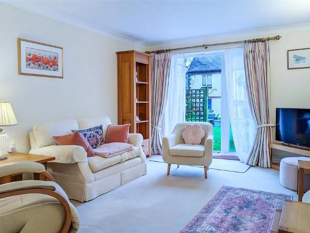 Flat for sale in Angmering, Clapham