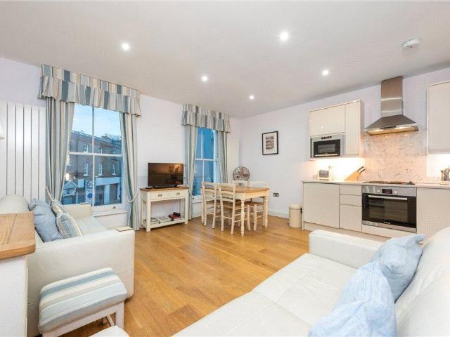 Flat for sale in King's Cross, Greater London