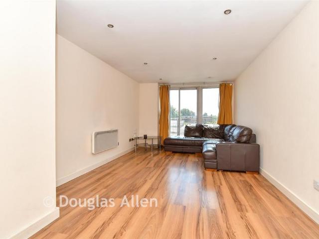 Flat for sale in Isle Of Man