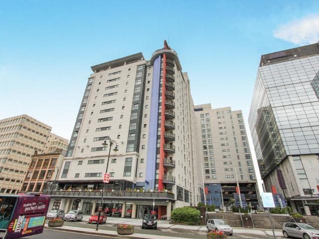 Flat for sale in Crockherbtown, Falcon Lodge