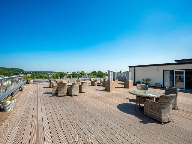 Flat for sale in Castle, Leftwich