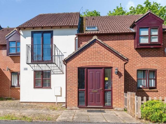 Flat for sale in Chippenham, Wiltshire