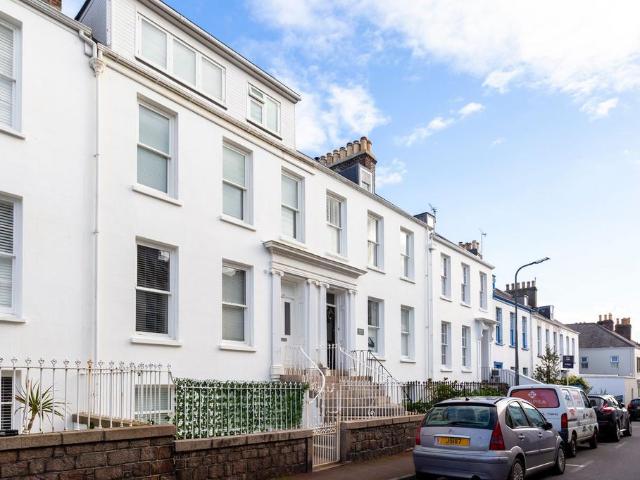Flat for sale in St Helier, Greater London