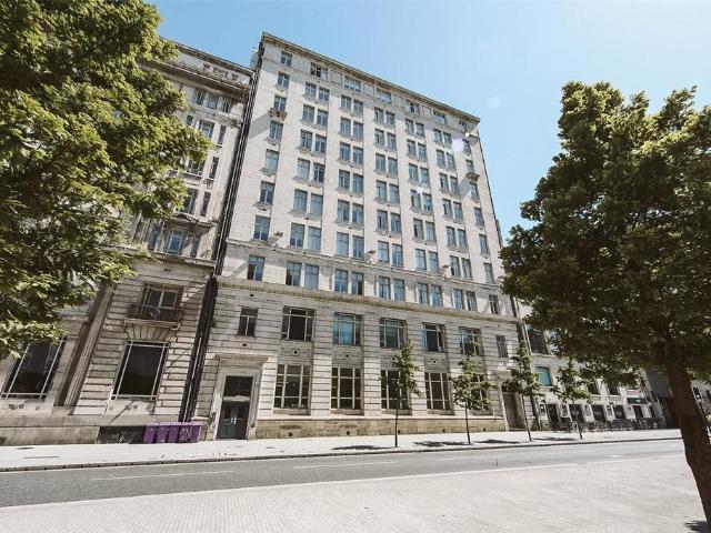 Flat for sale in Waterfront, Calderstones