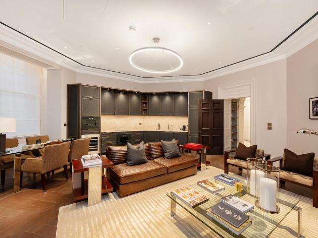 Flat for sale in Westminster, Isle Of Man
