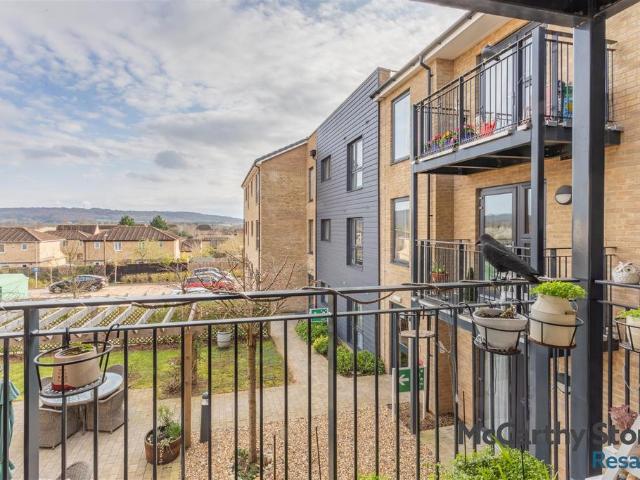 Flat for sale in Fenny Stratford, Milton Keynes