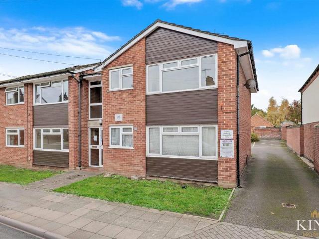Flat for sale in Stratford-upon-Avon, Alderminster