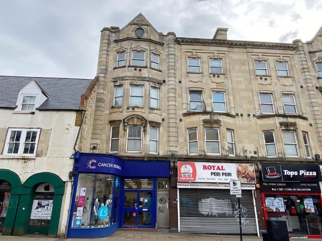 Flat for sale in Semilong, Northampton