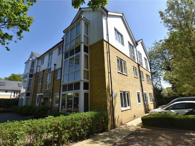Flat for sale in Swanley, The Butts