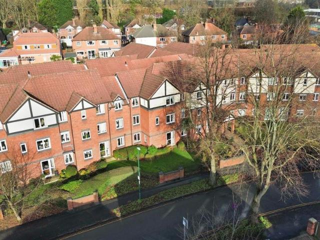 Flat for sale in Sherwood, Haddon