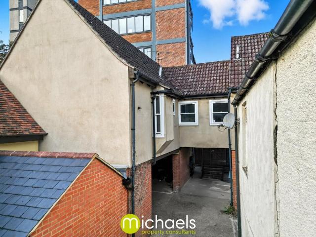 Flat for sale in Fordham Heath, Essex