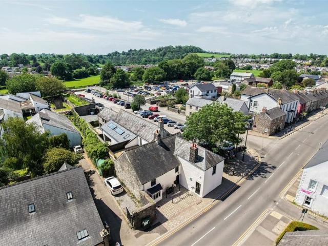 Flat for sale in Llanblethian, Cowbridge