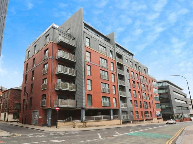 Flat for sale in City Centre, South Yorkshire
