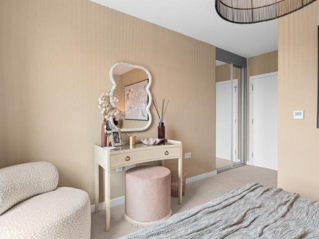 Flat for sale in Glyndon, Plumstead