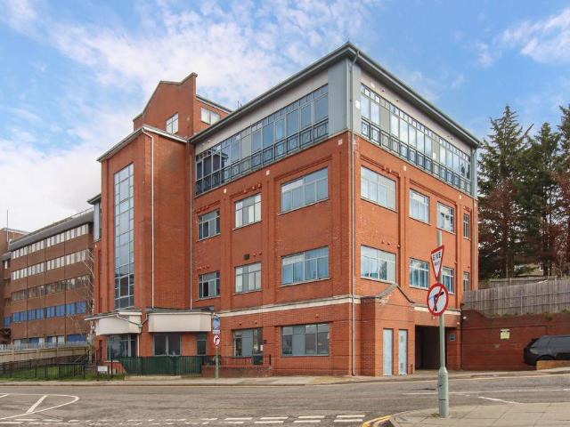 Flat for sale in The Image, Pouchen End