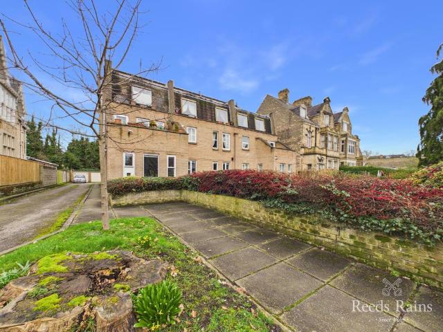 Flat for sale in Hull, City Of Kingston Upon Hull