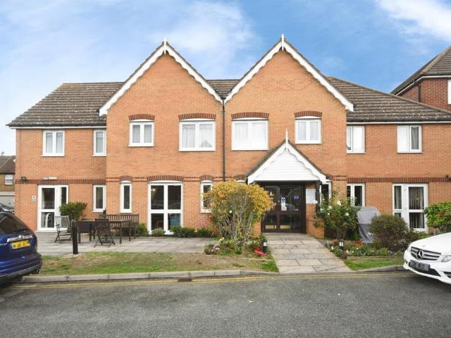Flat for sale in Bocking, Braintree