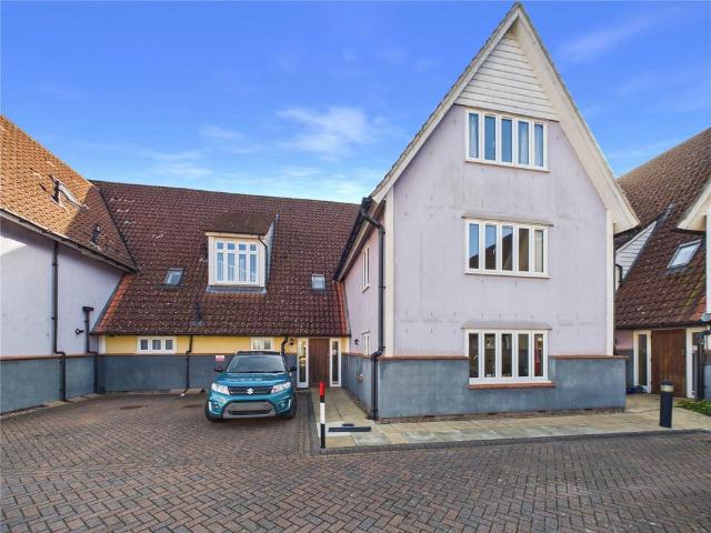 Flat for sale in Sudbury, Babergh
