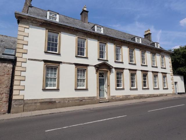 Flat for sale in Wells, Somerset