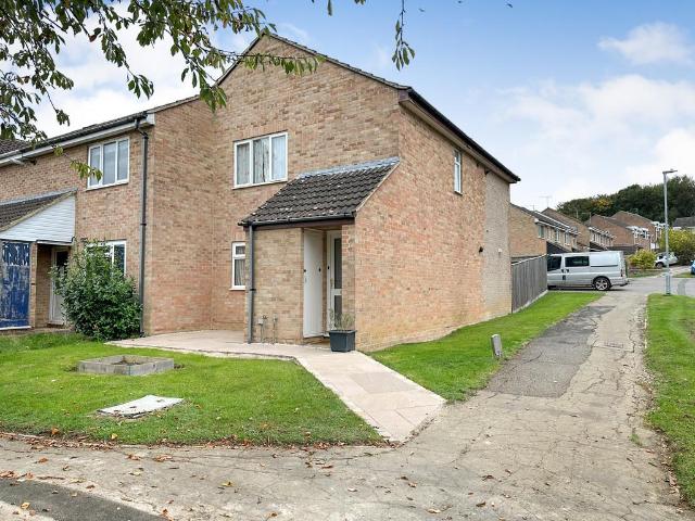 Flat for sale in Highworth, Swindon