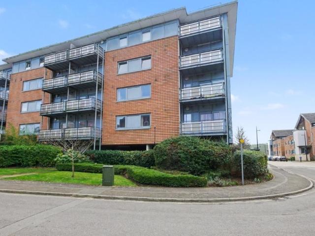 Flat for sale in Stoke, Ipswich