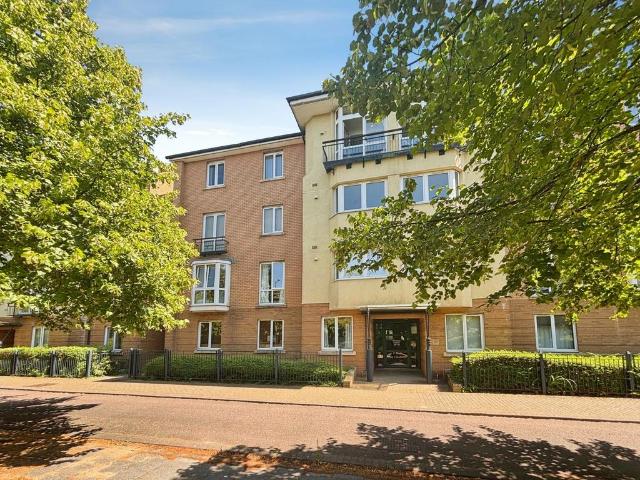Flat for sale in Newtown, Falcon Lodge