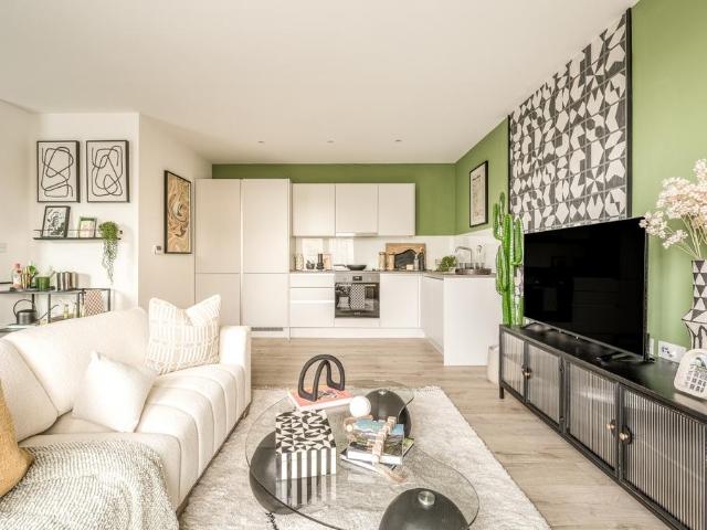 Flat for sale in West Ham, Greater London