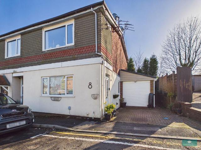 Flat for sale in Shaw and Crompton, Pendock