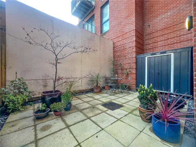 Flat for sale in Stokes Croft, Feckenham