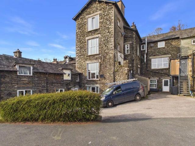 Flat for sale in Bowness-on-windermere