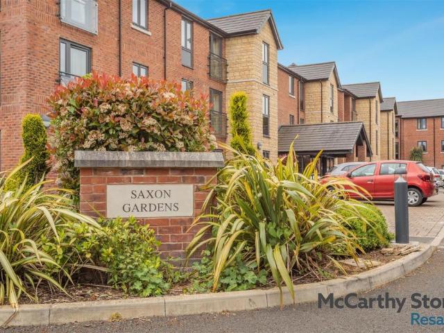 Flat for sale in Catmose, Oakham