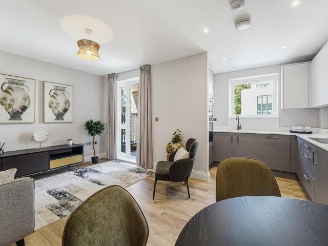 Flat for sale in Blackhills, Surrey
