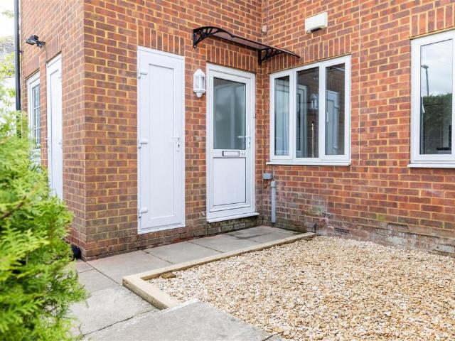 Flat for sale in Castlefield, Cressex