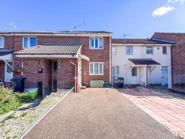 Flat for sale in Bradley Stoke, Patchway