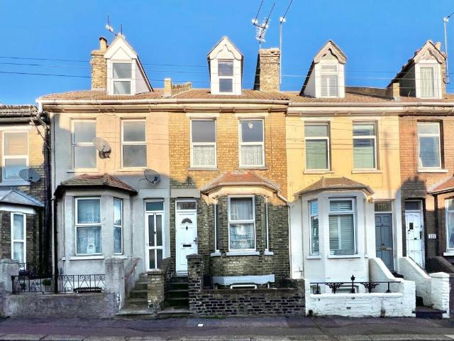 Flat for sale in Troy Town, Rochester