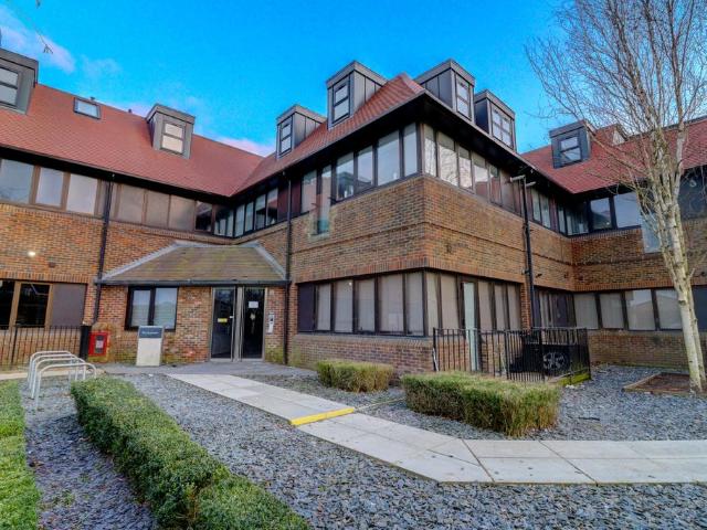 Flat for sale in High Wycombe