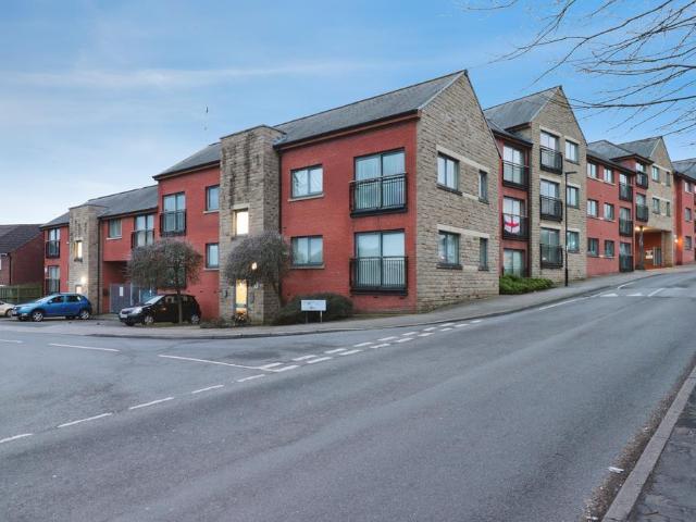 Flat for sale in Ecclesfield, South Yorkshire