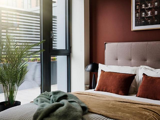 Flat for sale in St Albans, Five Acres