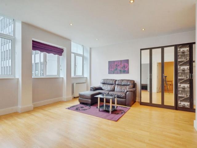 Flat for sale in Alton Barnes, Isle Of Man