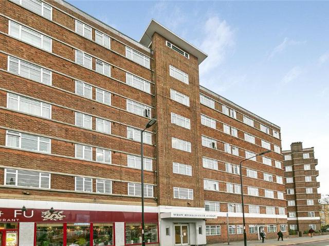 Flat for sale in West Kensington, Greater London