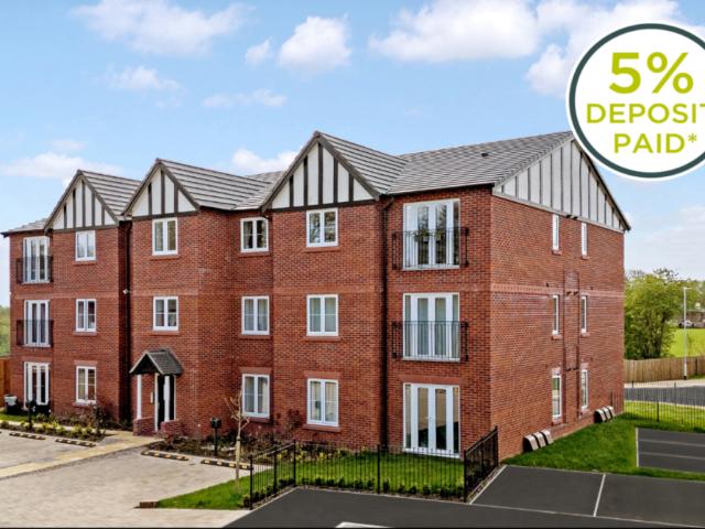 Flat for sale in Poynton