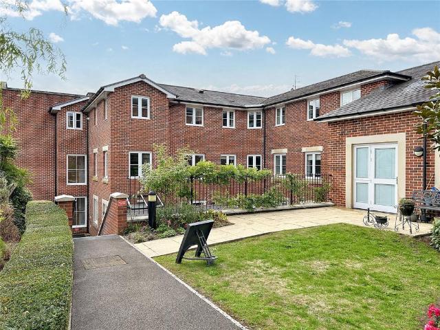 Flat for sale in Warminster, Wiltshire