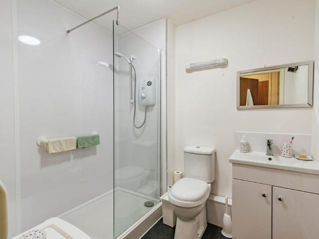 Flat for sale in Glynde, West Sussex